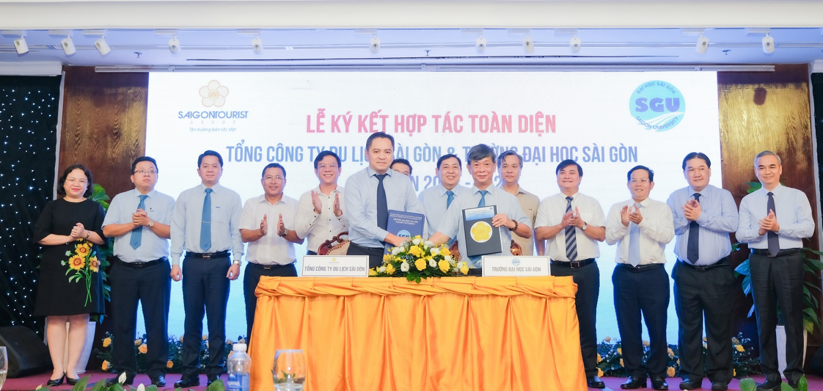 Lễ ký thỏa thuận hợp tác toàn diện giữa Trường Đại học Sài Gòn và Tổng Công ty Du lịch Sài Gòn - Trách nhiệm hữu hạn Một thành viên giai đoạn 2023 - 2028